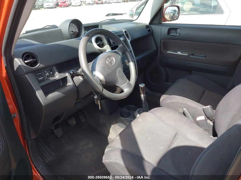 2004 Scion Xb VIN: JTLKT334640162760 Lot: 39509653