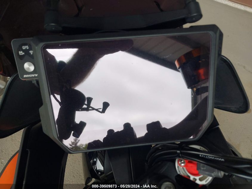 2020 Ktm 1290 Super Duke Gt VIN: VBKV69401LM921366 Lot: 39509873