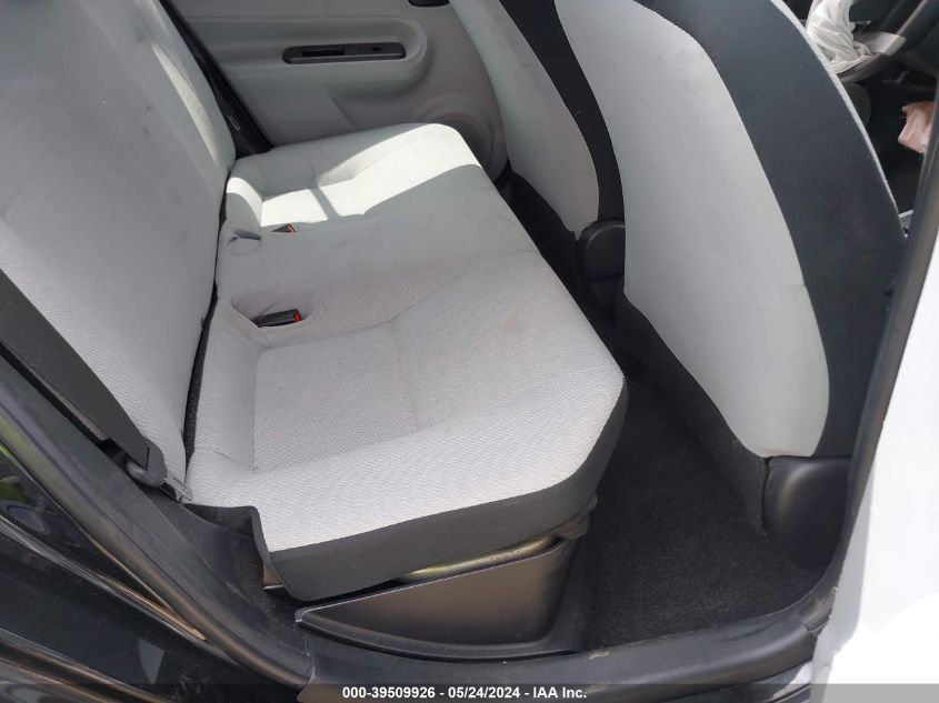 2013 Toyota Prius C One VIN: JTDKDTB35D1557377 Lot: 39509926