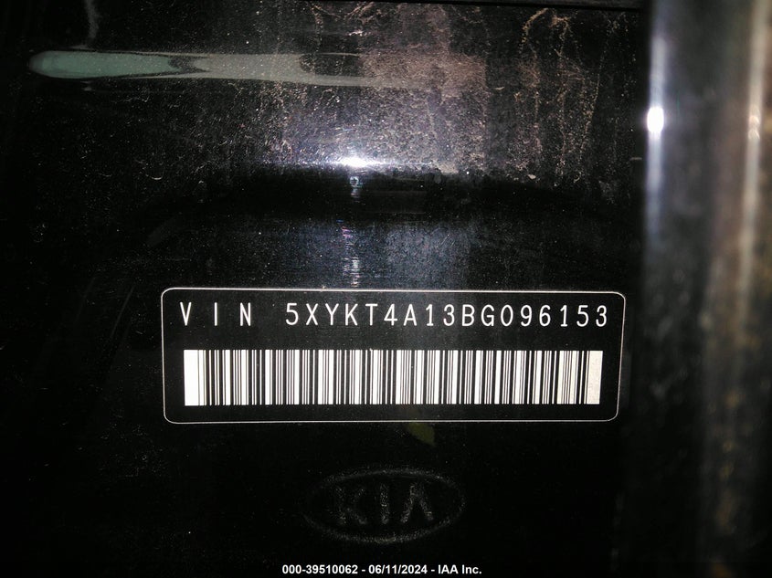 2011 Kia Sorento Lx VIN: 5XYKT4A13BG096153 Lot: 39510062