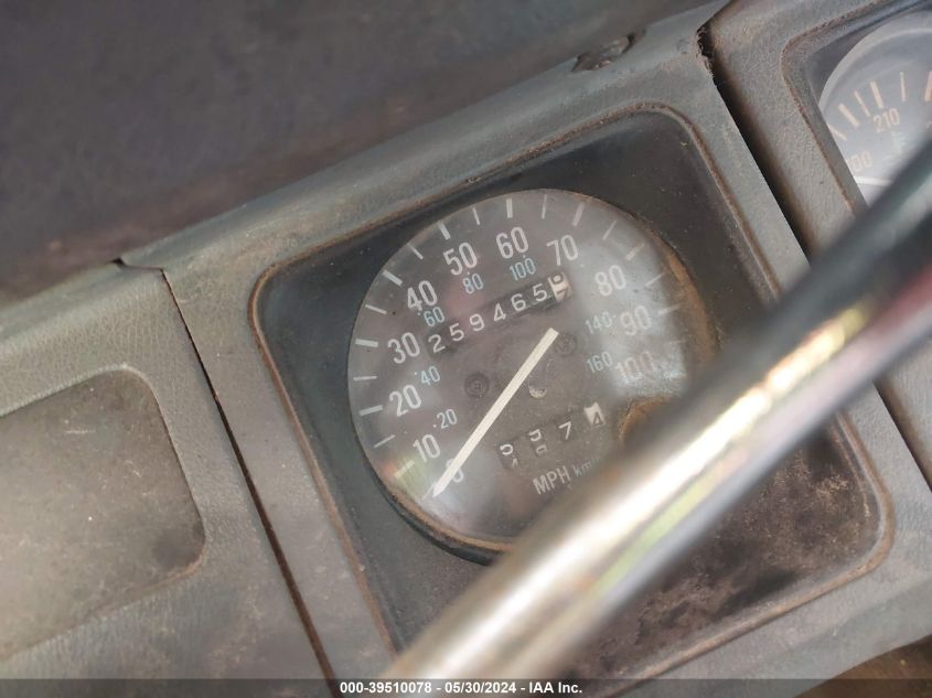 1989 Jeep Wrangler / Yj Islander VIN: 2J4FY39T8KJ139165 Lot: 39510078