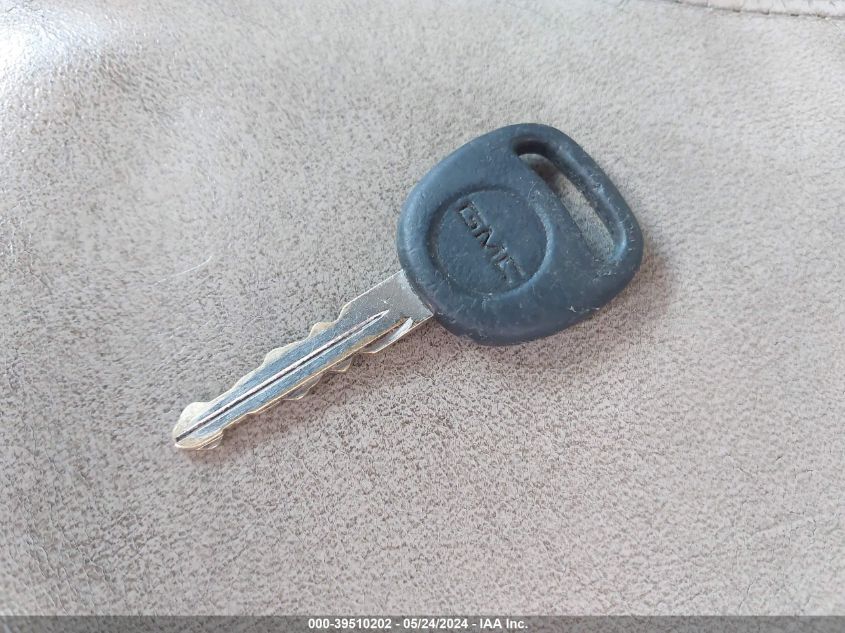 2002 GMC Sierra 1500 Denali VIN: 2GTFK69U521356206 Lot: 39510202