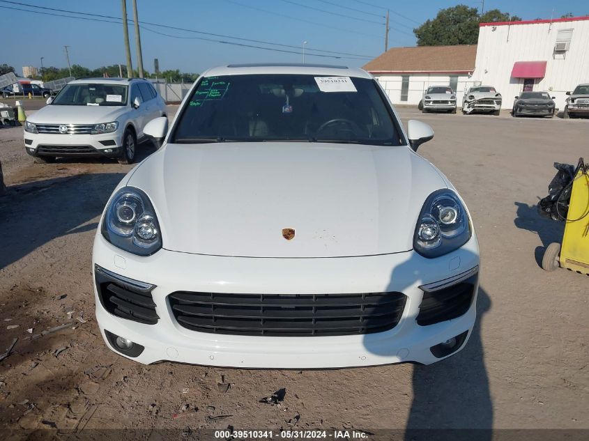 2017 Porsche Cayenne Platinum Edition VIN: WP1AA2A2XHKA86980 Lot: 39510341