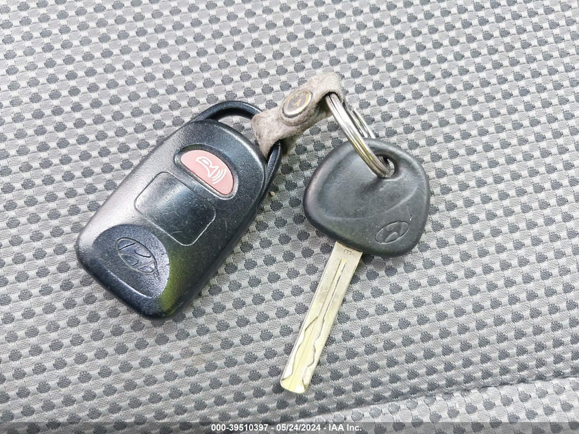 2014 HYUNDAI SONATA GLS - 5NPEB4AC5EH831052