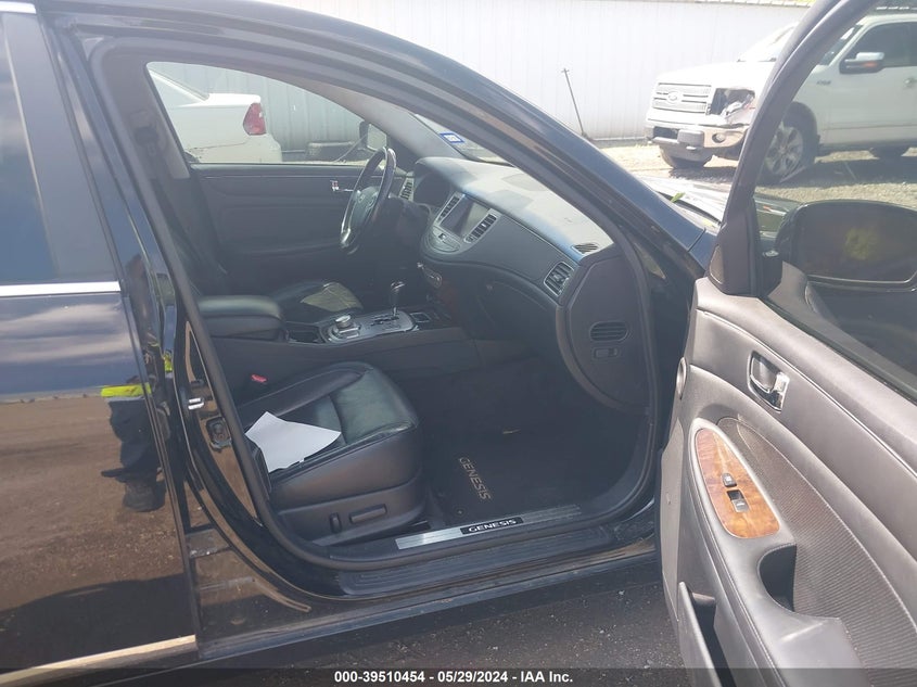 2010 Hyundai Genesis 4.6 VIN: KMHGC4DF9AU072736 Lot: 39510454