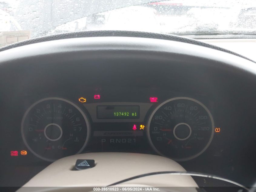 2005 Ford Expedition Limited VIN: 1FMFU19585LA04740 Lot: 39510523