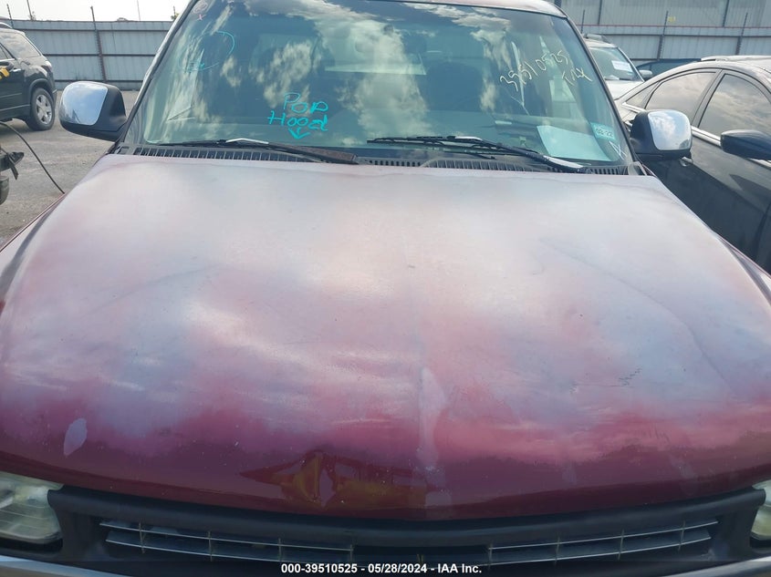 2000 Chevrolet Silverado 1500 Ls VIN: 2GCEC19T2Y1294162 Lot: 39510525