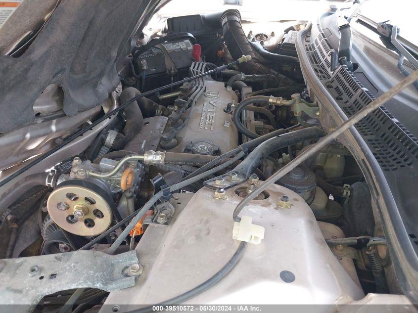 2000 Honda Accord 2.3 Ex VIN: JHMCG5667YC005657 Lot: 39510572