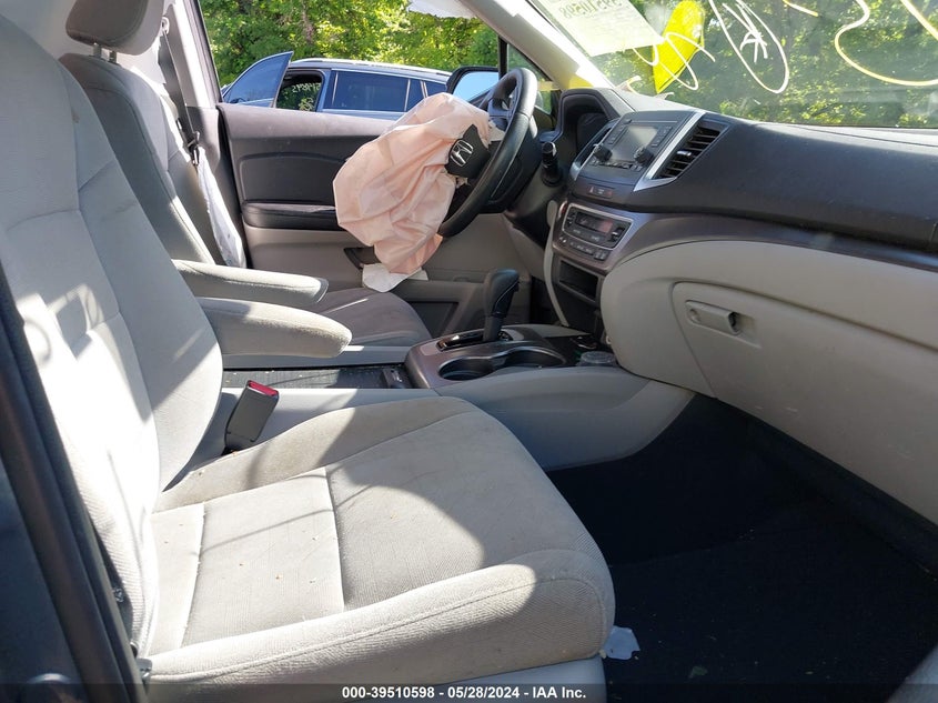 VIN 5FNYF6H15KB098951 2019 HONDA PILOT LX