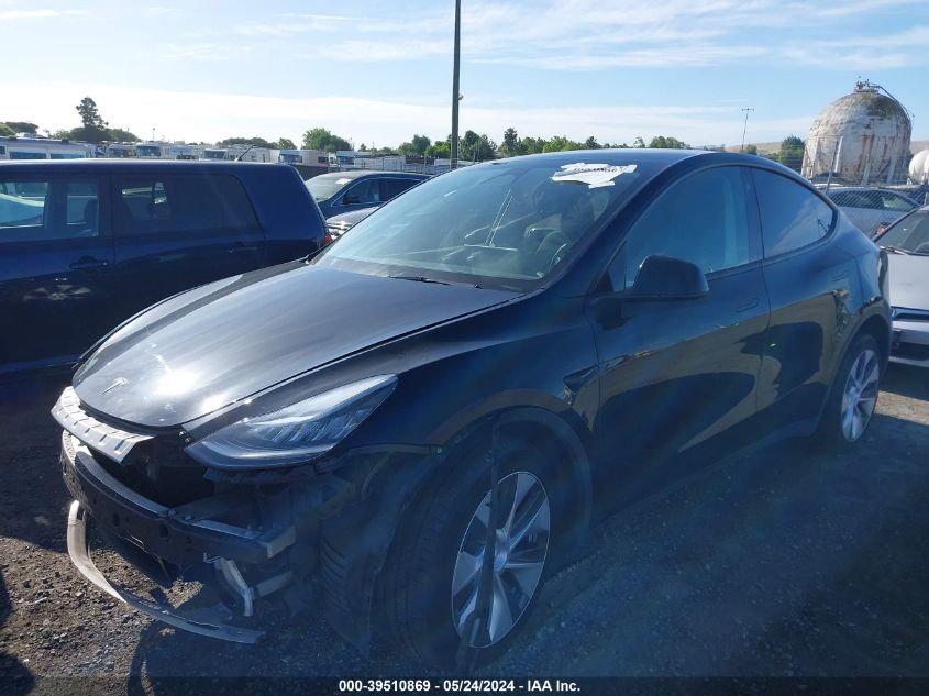 2022 Tesla Model Y Long Range Dual Motor All-Wheel Drive VIN: 7SAYGDEE4NF574980 Lot: 39510869