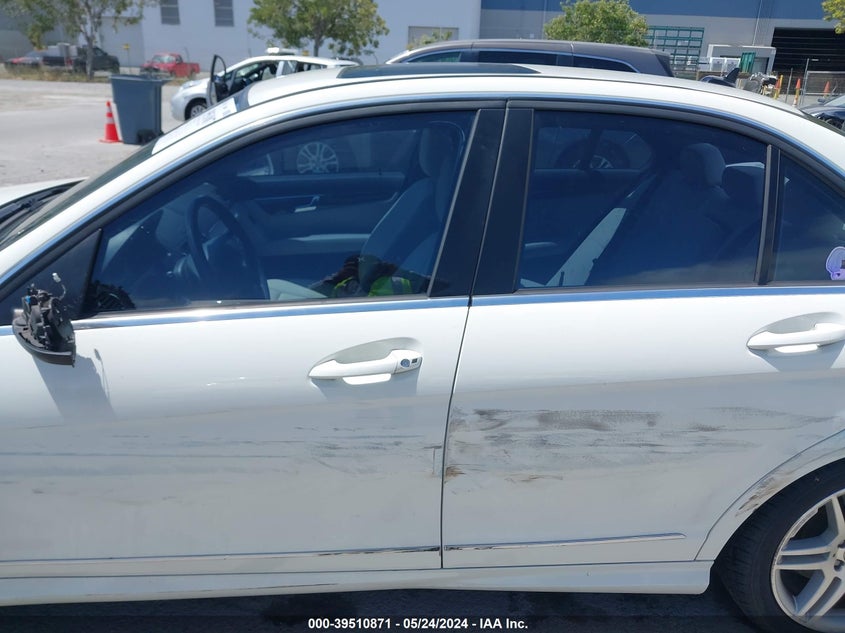 2010 Mercedes-Benz C 350 Sport VIN: WDDGF5GBXAR123230 Lot: 39510871