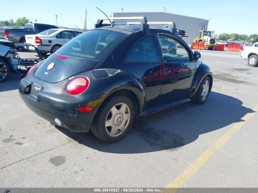 2000 Volkswagen New Beetle Glx VIN: 3VWDD21C7YM415946 Lot: 39510927