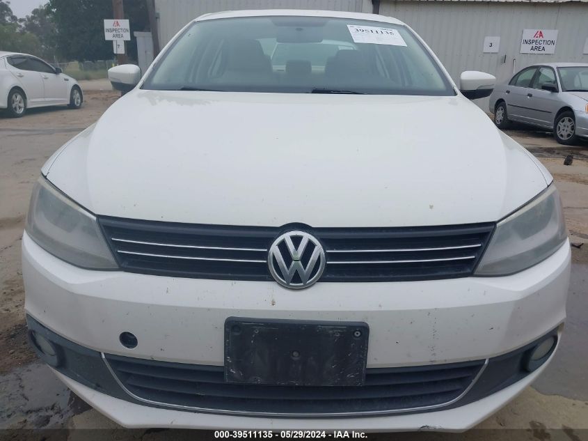 2011 Volkswagen Jetta 2.5L Sel VIN: 3VWLZ7AJ4BM005802 Lot: 39511135