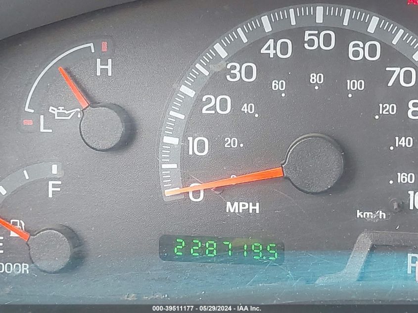 2001 Ford F-150 Lariat/Xl/Xlt VIN: 2FTRX18L71CA00496 Lot: 39511177