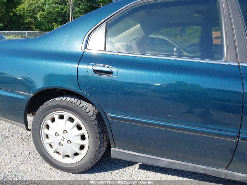 1996 Honda Accord Ex/Ex-R VIN: 1HGCD5656TA155668 Lot: 39511199