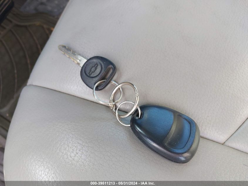 2004 Chevrolet Tahoe Lt VIN: 1GNEC13Z44R302283 Lot: 39511213