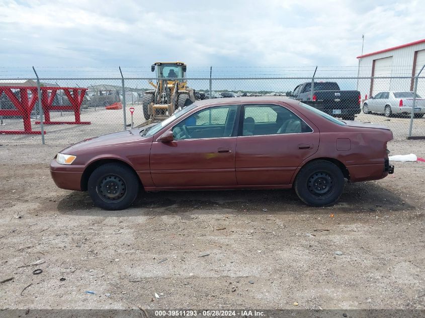 1999 Toyota Camry Le VIN: 4T1BG22K9XU446791 Lot: 39511293
