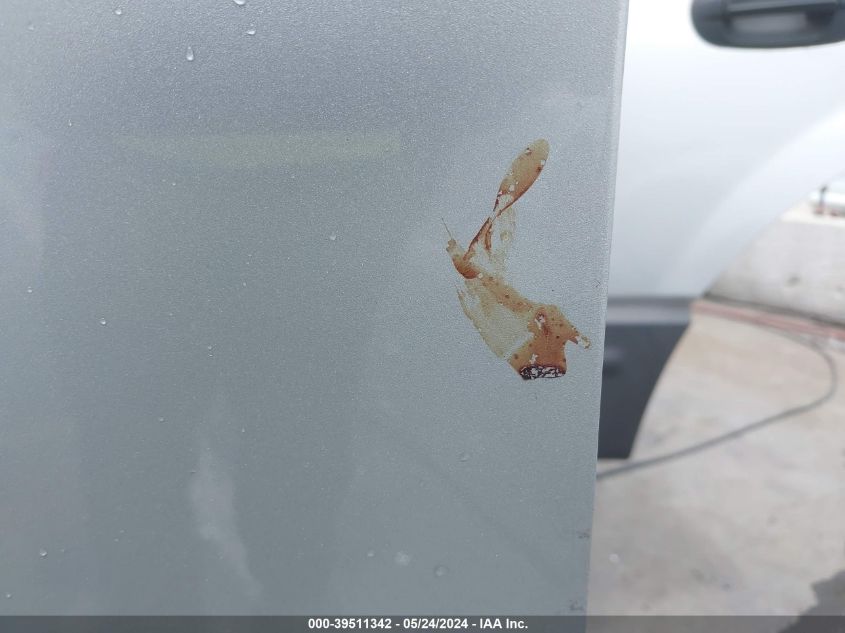 2004 Ford Expedition Xls VIN: 1FMRU13W64LB47294 Lot: 39511342