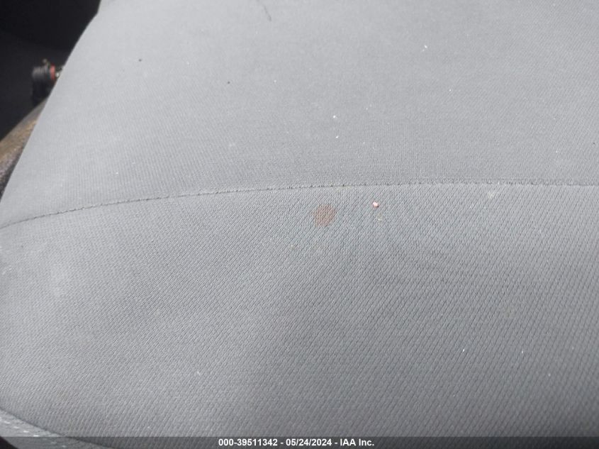 2004 Ford Expedition Xls VIN: 1FMRU13W64LB47294 Lot: 39511342