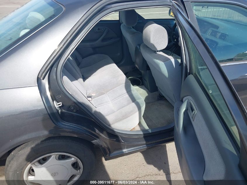 2000 Toyota Camry Ce VIN: 4T1BG22K9YU944832 Lot: 39511677