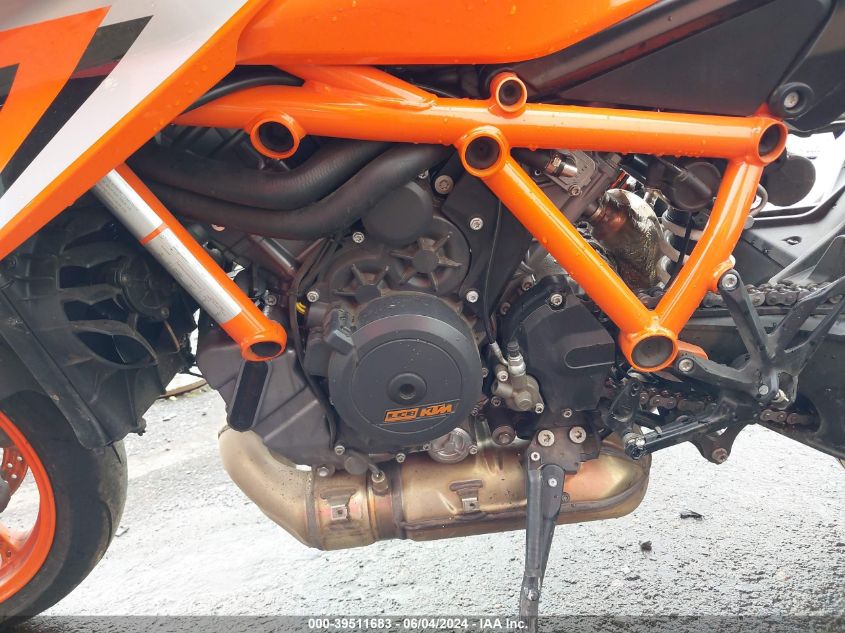 2022 Ktm 1290 Super Duke R VIN: VBKV39404NM955670 Lot: 39511683