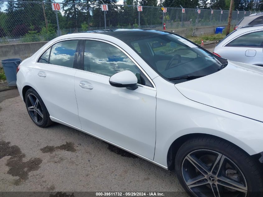 2022 MERCEDES-BENZ A 220 - W1K3G4EB0NJ362668