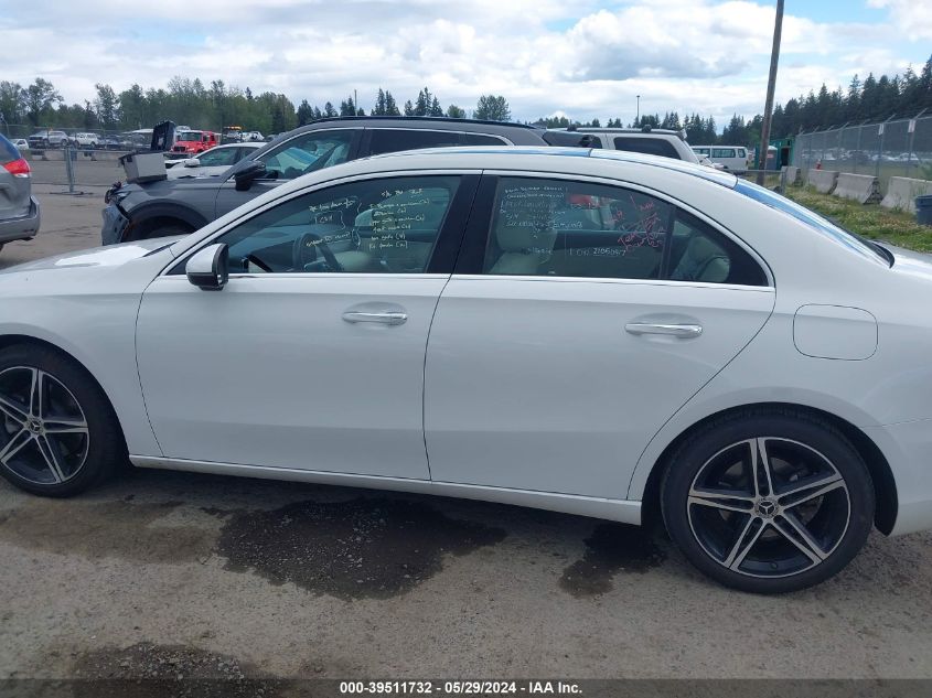 2022 MERCEDES-BENZ A 220 - W1K3G4EB0NJ362668