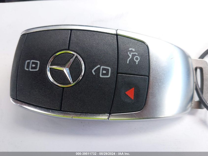 2022 MERCEDES-BENZ A 220 - W1K3G4EB0NJ362668