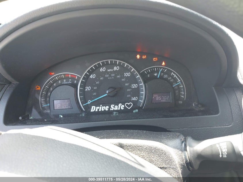 2015 Toyota Camry Le VIN: 4T4BF1FK2FR472077 Lot: 39511775