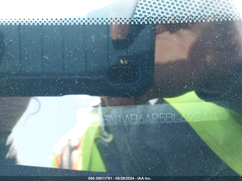 2011 Nissan Sentra 2.0S VIN: 3N1AB6AP5BL692410 Lot: 39511781
