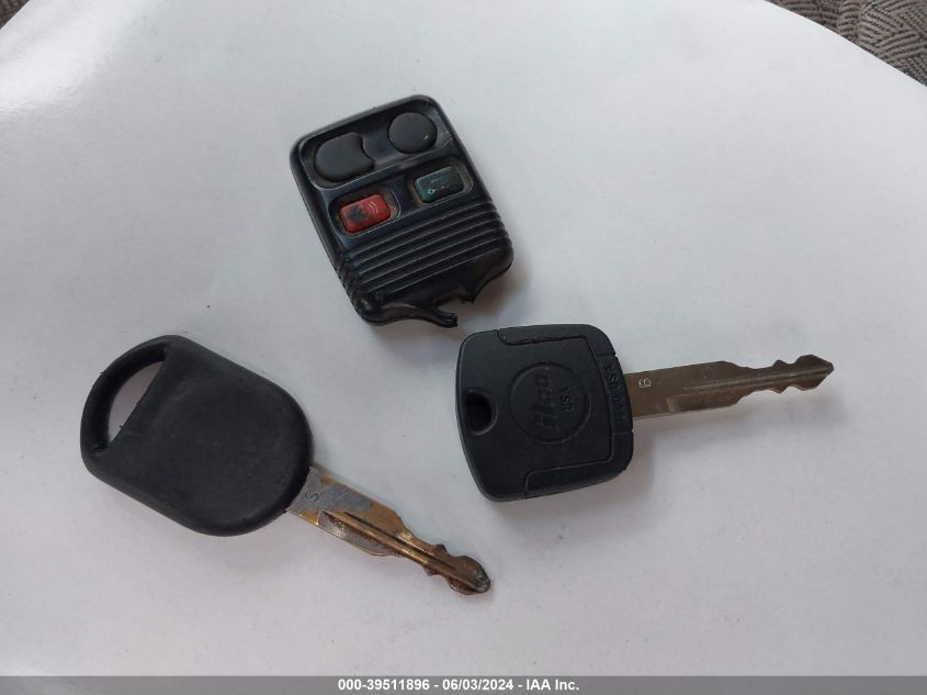 2002 Ford Explorer Xls VIN: 1FMZU72E42ZB93678 Lot: 39511896