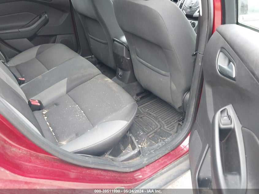 2014 FORD FOCUS SE - 1FADP3K24EL197702