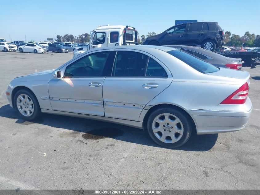 2005 Mercedes-Benz C 240 Luxury 4Matic VIN: WDBRF81J45F724868 Lot: 39512061