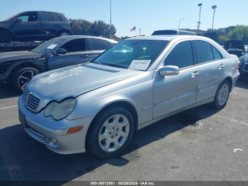 2005 Mercedes-Benz C 240 Luxury 4Matic VIN: WDBRF81J45F724868 Lot: 39512061