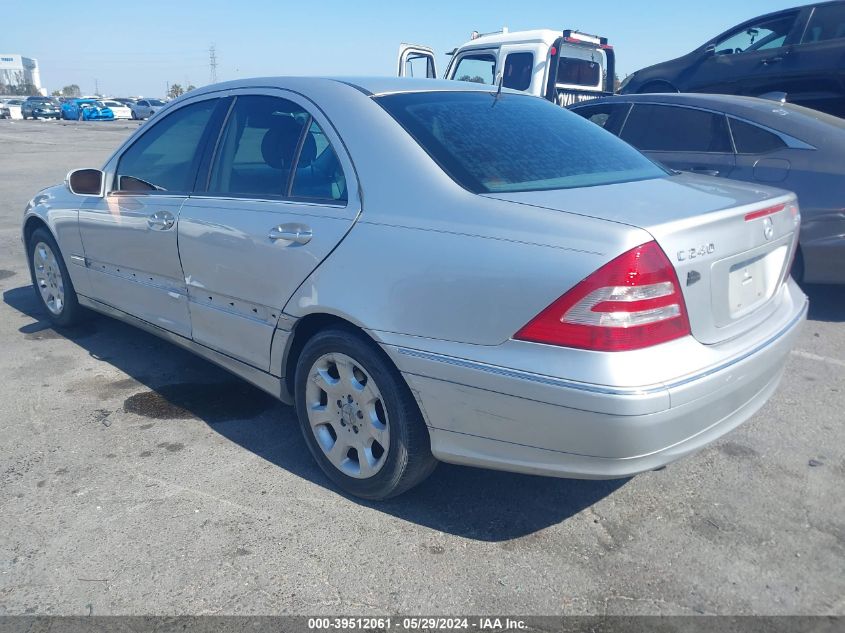 2005 Mercedes-Benz C 240 Luxury 4Matic VIN: WDBRF81J45F724868 Lot: 39512061