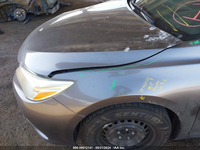 2016 Toyota Camry Le VIN: 4T4BF1FK6GR583815 Lot: 39512141