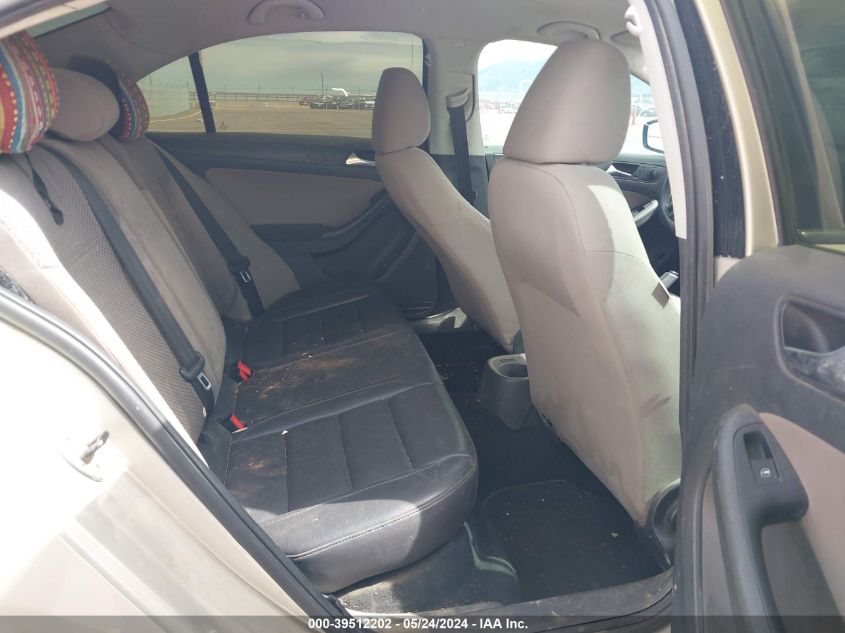 2012 Volkswagen Jetta 2.0L S VIN: 3VW2K7AJ4CM472851 Lot: 39512202