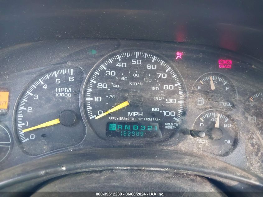 2000 Chevrolet Suburban 1500 Ls VIN: 3GNEC16T0YG136616 Lot: 39512230