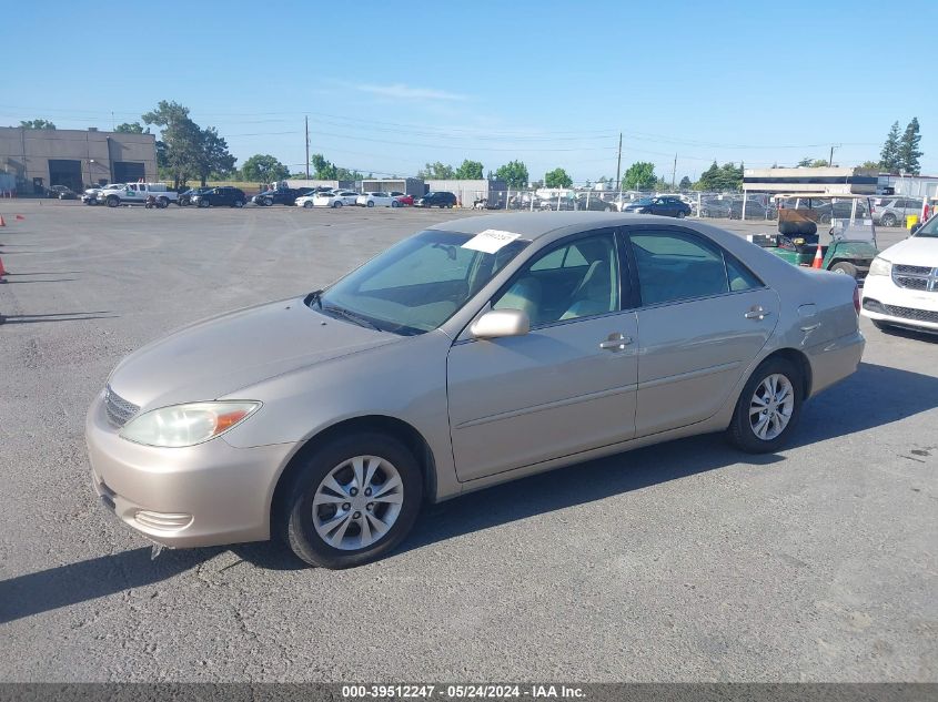 2004 Toyota Camry Le/Xle/Se VIN: 4T1BF30K34U587492 Lot: 39512247