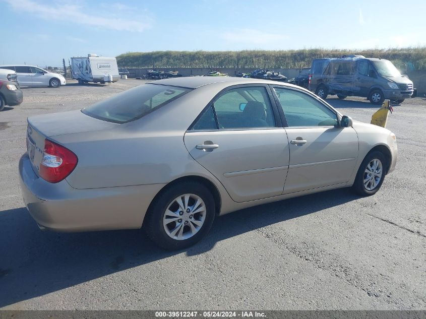 2004 Toyota Camry Le/Xle/Se VIN: 4T1BF30K34U587492 Lot: 39512247