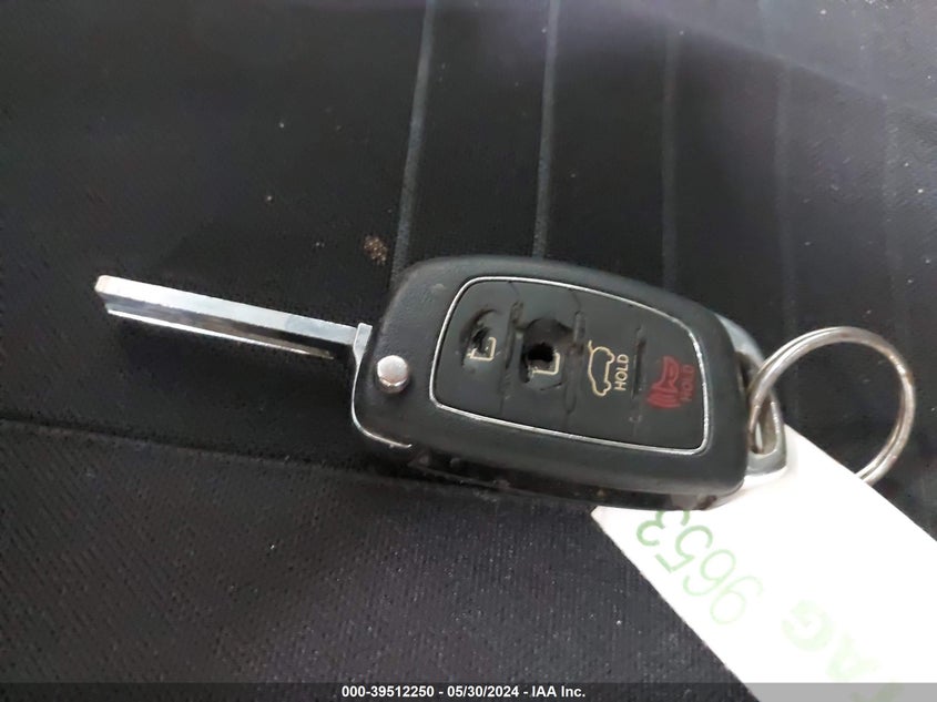 2016 Hyundai Santa Fe Sport 2.4L VIN: 5XYZTDLB4GG322910 Lot: 39512250