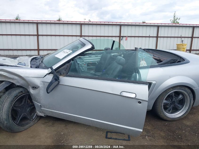 2000 Ford Mustang Gt VIN: 1FAFP45X2YF240085 Lot: 39512259