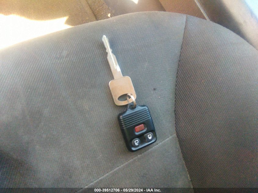 2005 Ford Escape Xls VIN: 1FMCU92Z05KC21445 Lot: 39512706