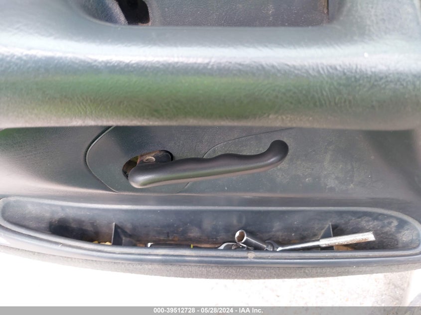 2000 Chevrolet Silverado 1500 Ls VIN: 1GCEC19T7YZ141140 Lot: 39512728