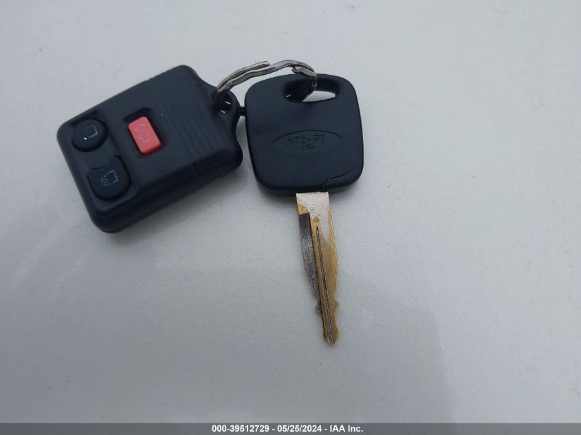 2016 Ford F-150 Xl VIN: 1FTMF1C85GKD26088 Lot: 39512729