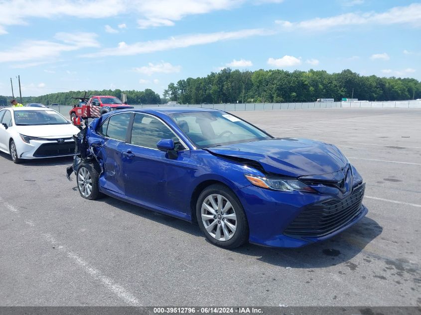 JTNB11HK8J3025063 2018 TOYOTA CAMRY - Image 1