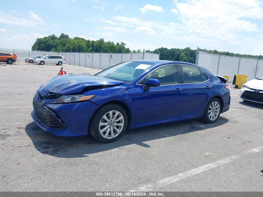 JTNB11HK8J3025063 2018 TOYOTA CAMRY - Image 2