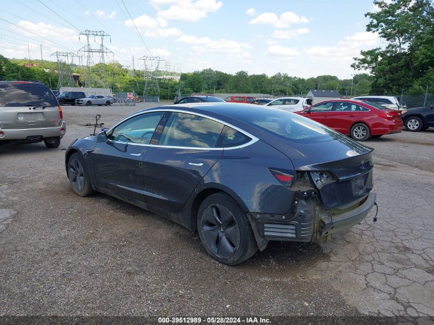 2018 Tesla Model 3 VIN: 5YJ3E1EAXJF052910 Lot: 39512989