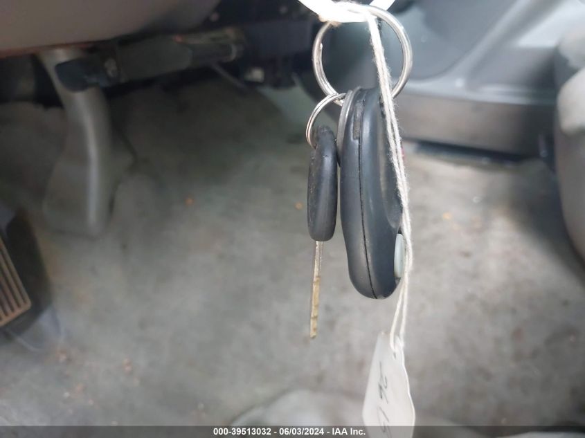 2000 GMC Sierra 1500 Sle VIN: 2GTEC19V1Y1287785 Lot: 39513032