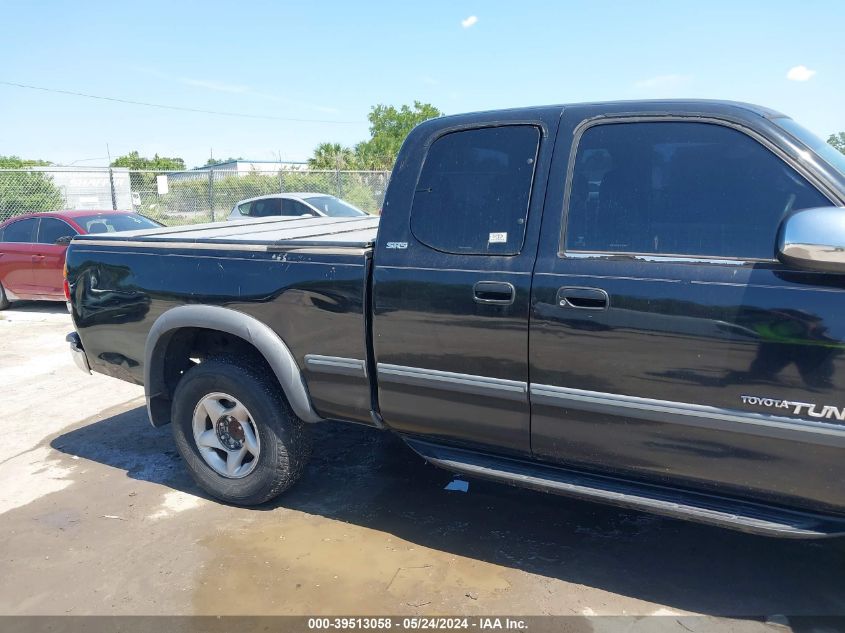 2001 Toyota Tundra Sr5 V8 VIN: 5TBRT34101S215906 Lot: 39513058